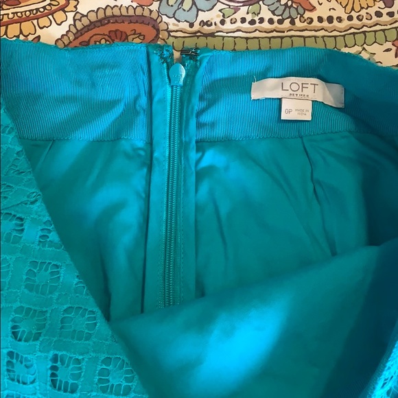 LOFT Skirt - Picture 2 of 3